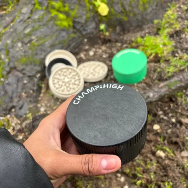Grinder de Cânhamo 80mm - Champ High