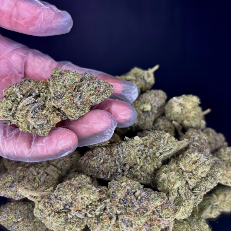 Flor de CBD - Wedding Cake Mama Kana