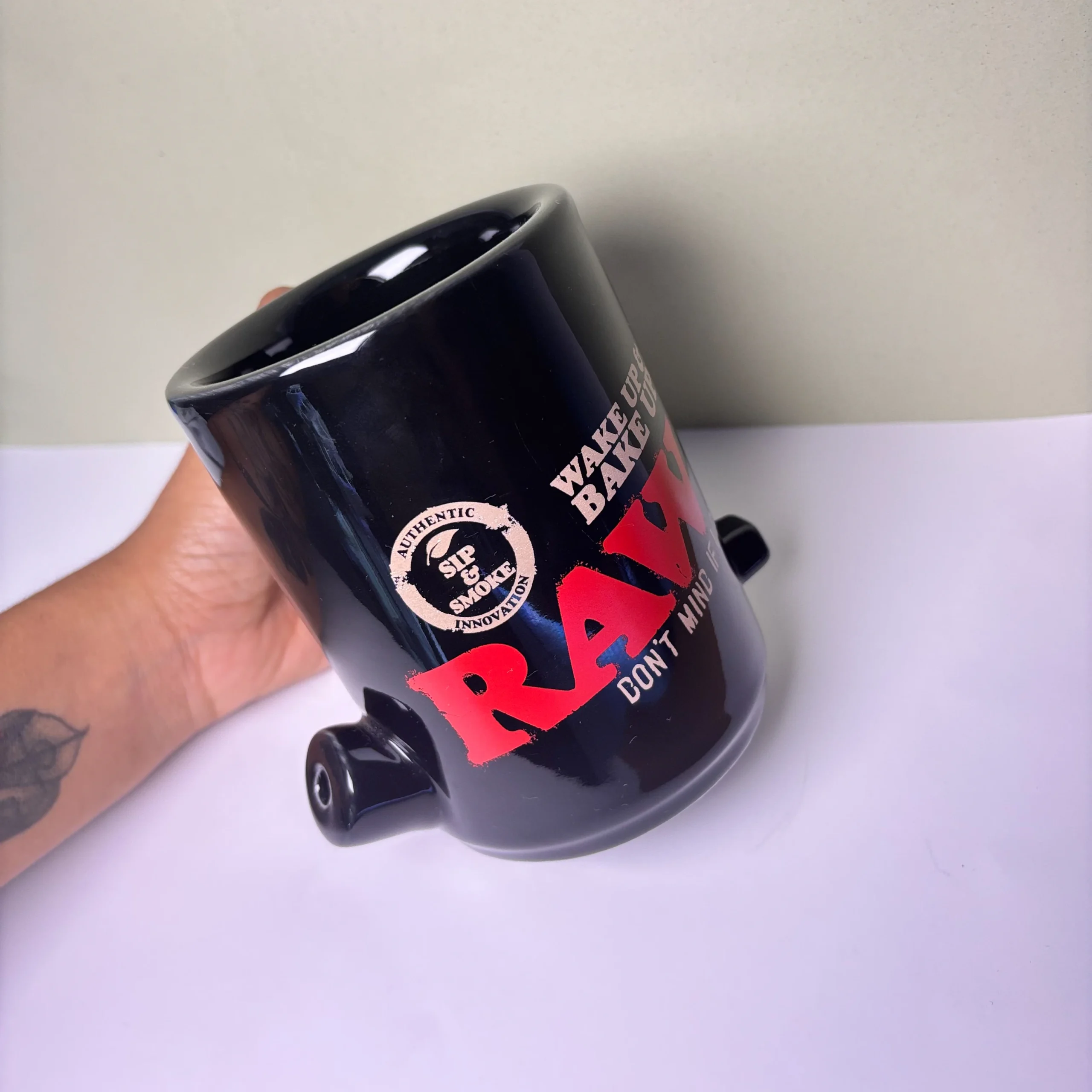 Caneca Preta - RAW Mama Kana