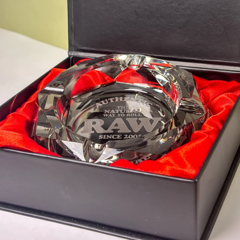 Cinzeiro de Cristal - RAW Mama Kana