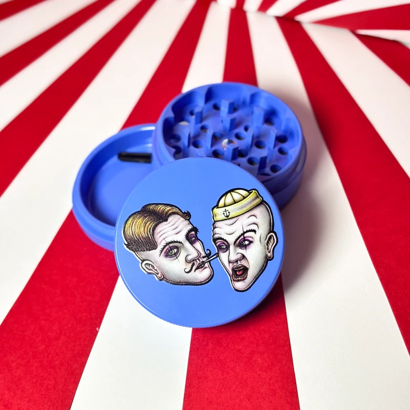 Grinder Silverfuck & Jellybelly - Lion Rolling Circus Mama Kana