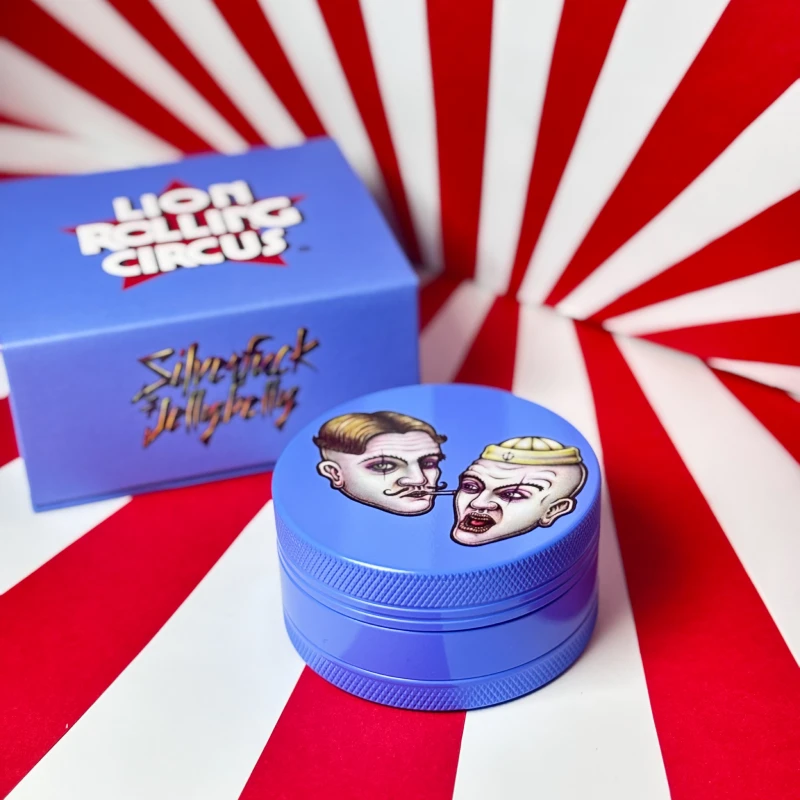 Grinder Silverfuck & Jellybelly - Lion Rolling Circus Mama Kana