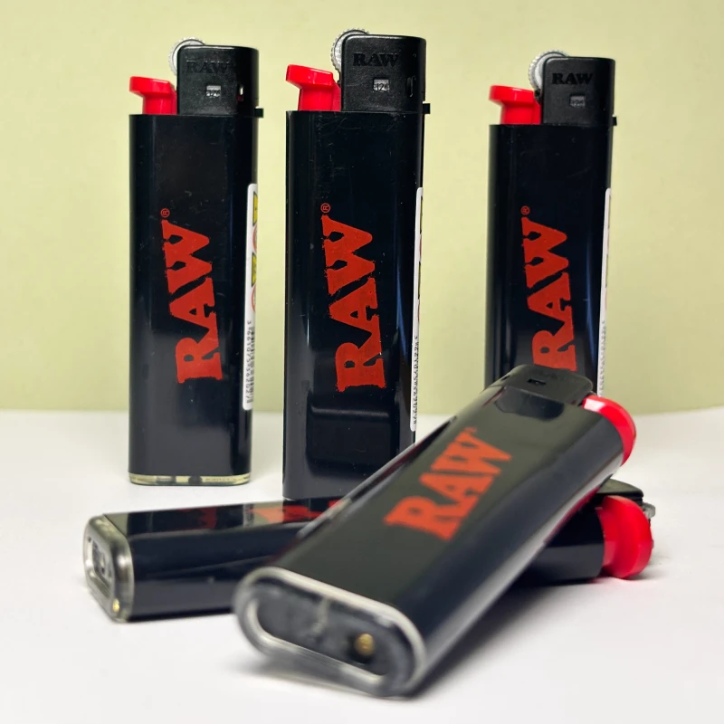 Isqueiro RAW Mama Kana