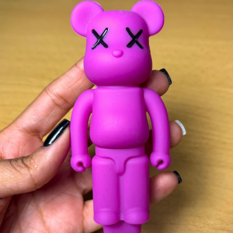 Pipe de Silicone - Bearbricks Mama Kana